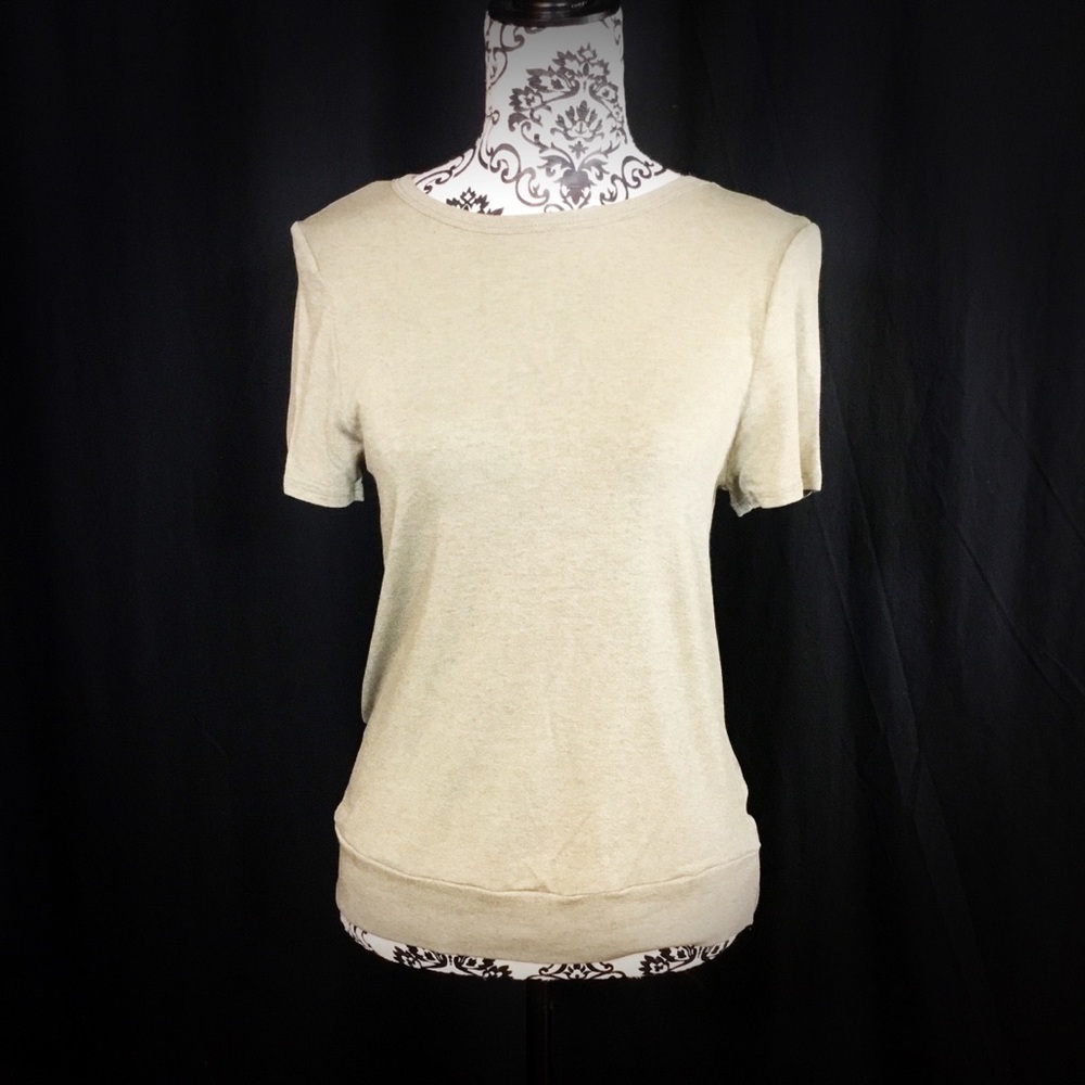 SOLID SHORT SLEEVE OPEN BACK TWIST DETAIL TOP - Picture 6 of 6